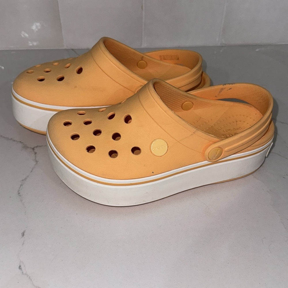 Platform crocs - Picture 2 of 5